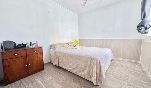 2 makuuhuone Omakotitalo vuokrattavana paikassa El Chaparral, Torrevieja - 800 € (Ref: 9810906)