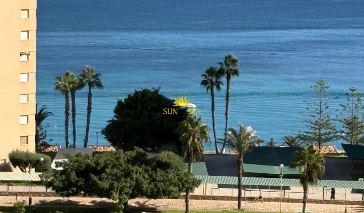 2 sovrum Lägenhet att hyra i Dehesa de Campoamor - 1 050 € (Ref: 9810907)