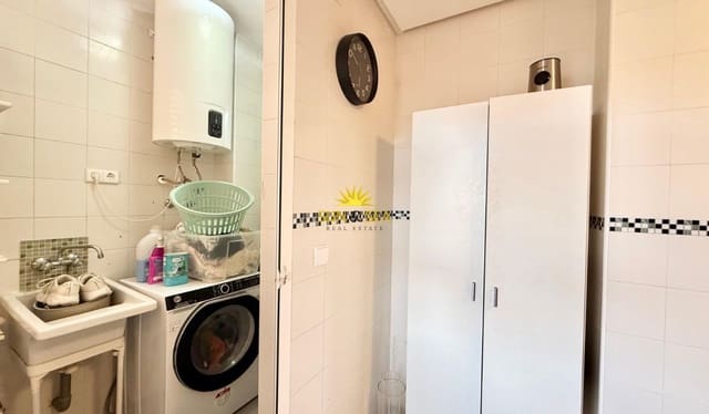 4 slaapkamer Appartement te huur in San Miguel de Salinas met garage - € 1.000 (Ref: 9810908)