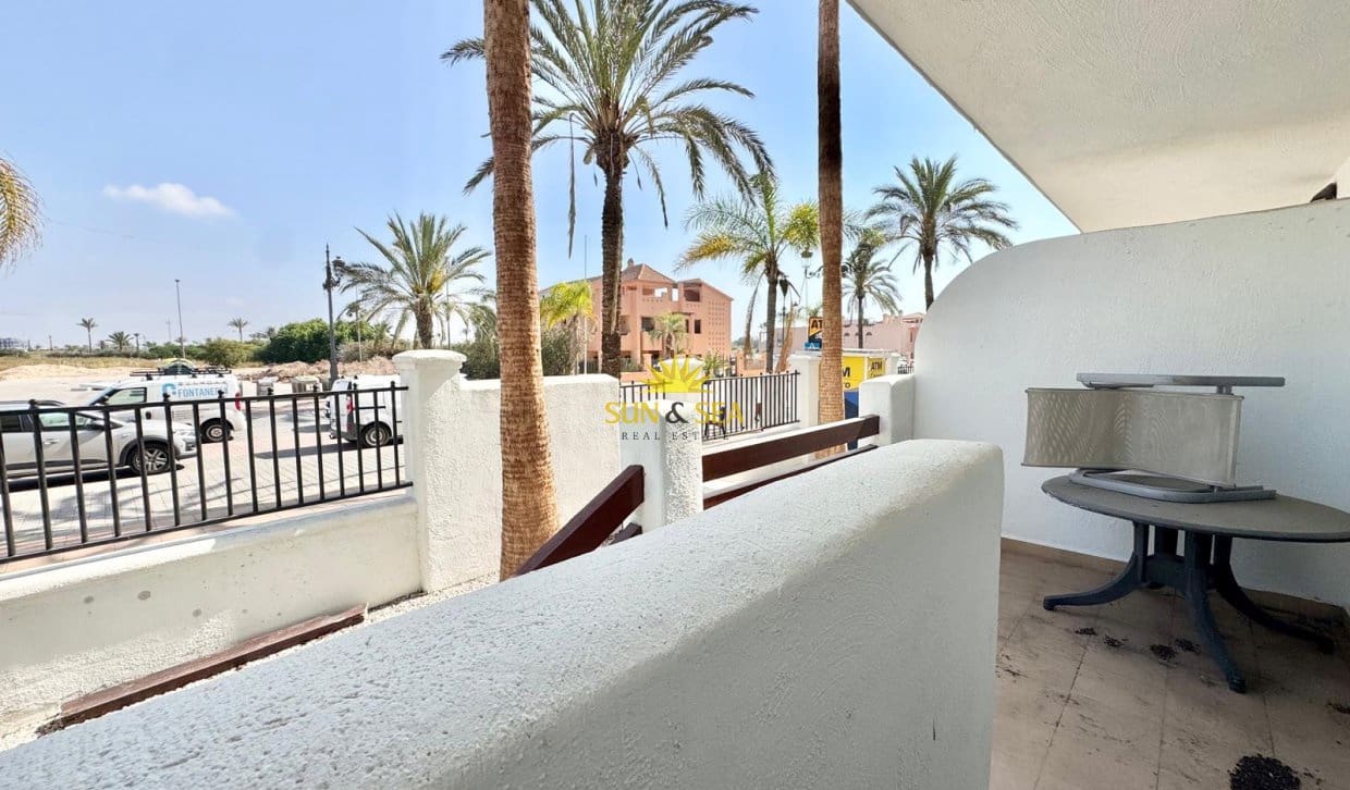 2 Zimmer Apartment zu verkaufen in Los Alcazares mit Pool - 199.000 € (Ref: 9810909)