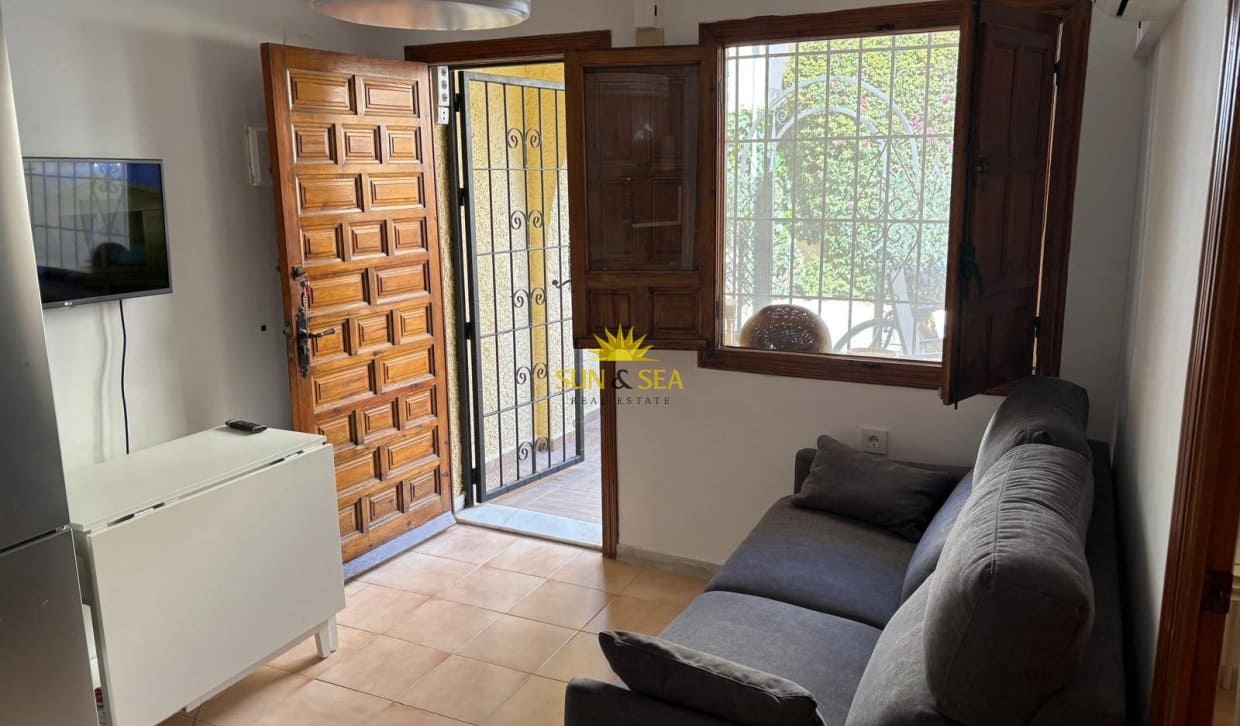 1 soverom Hus til salgs i San Fulgencio - € 85 000 (Ref: 9814732)