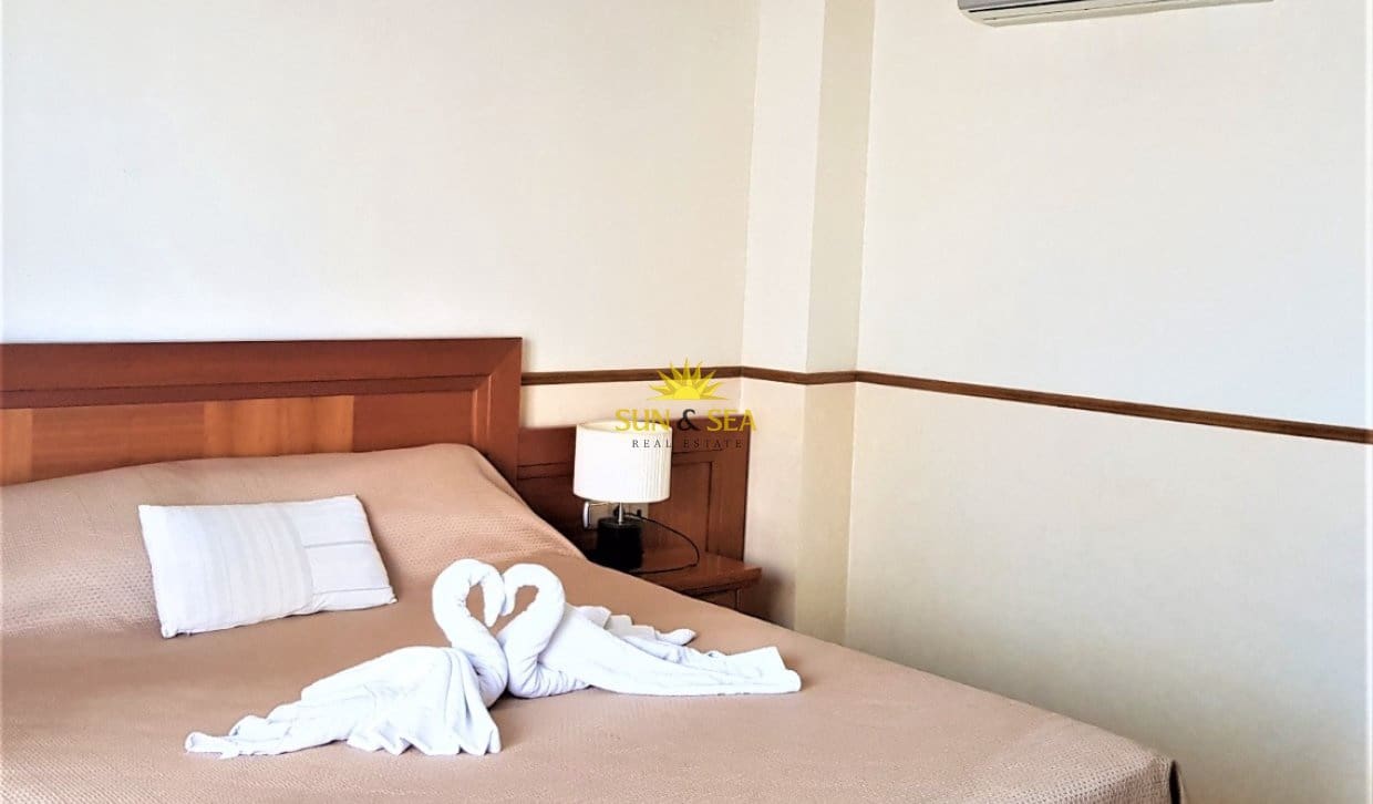 4 quarto Penthouse para venda em Torrevieja - 480 000 € (Ref: 9814734)