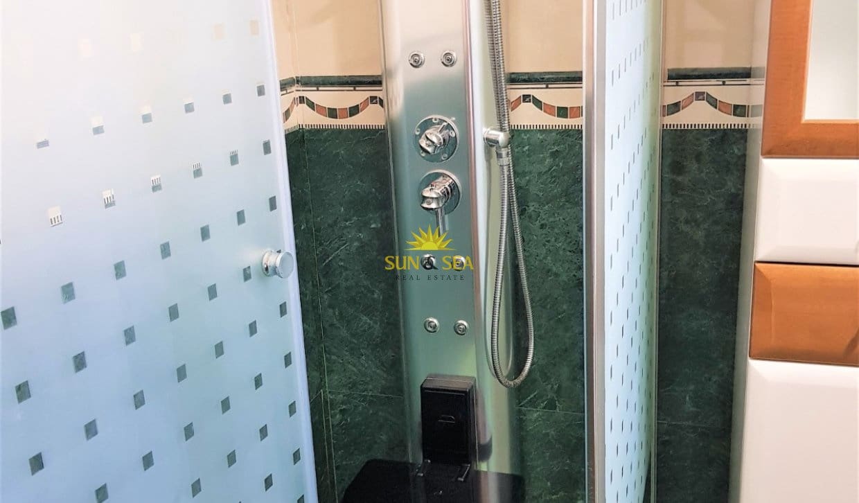 4 quarto Penthouse para venda em Torrevieja - 480 000 € (Ref: 9814734)