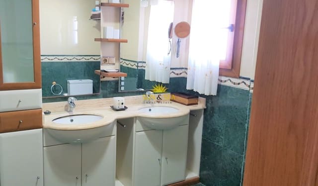 4 quarto Penthouse para venda em El Chaparral - La Siesta - La Torreta, Torrevieja - 480 000 € (Ref: 9814734)