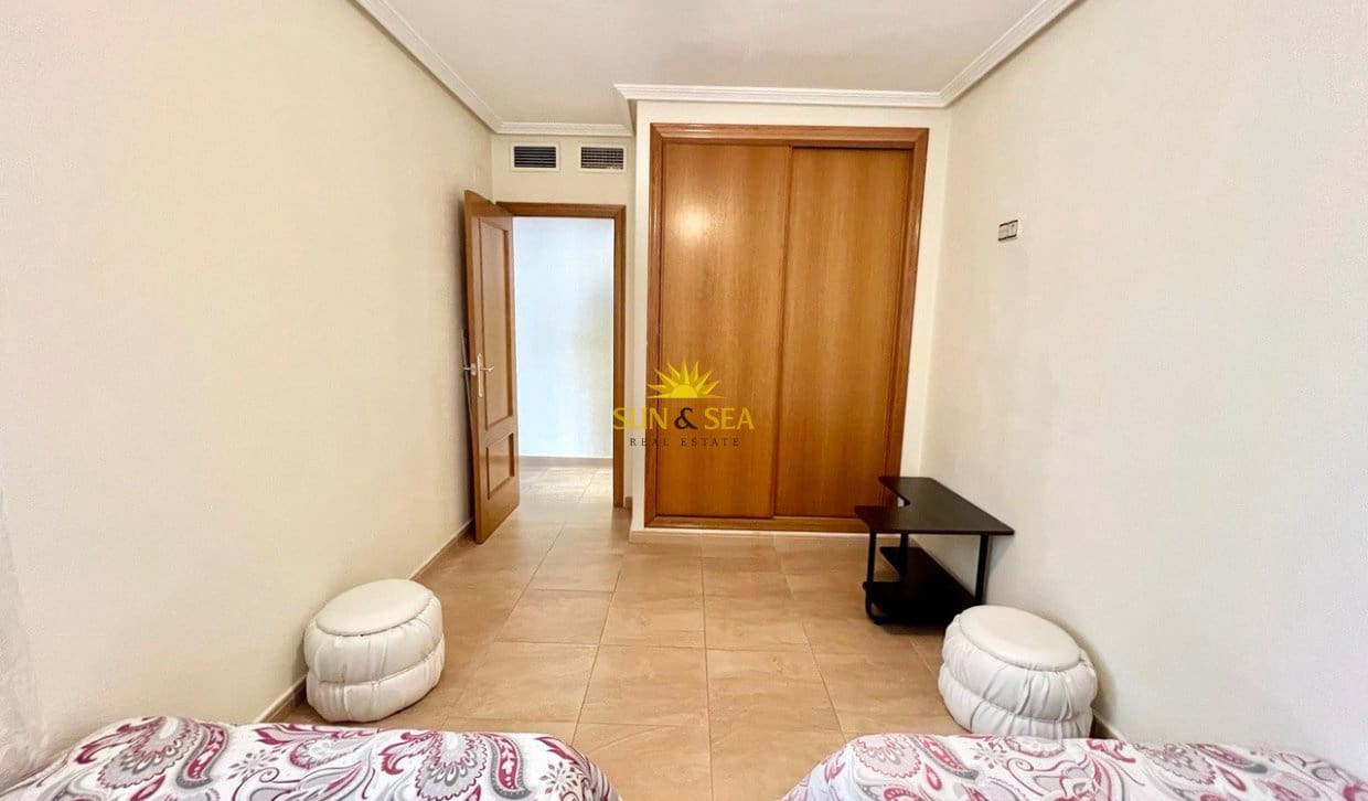 2 sovrum Takvåning till salu i Torrevieja - 290 000 € (Ref: 9815206)