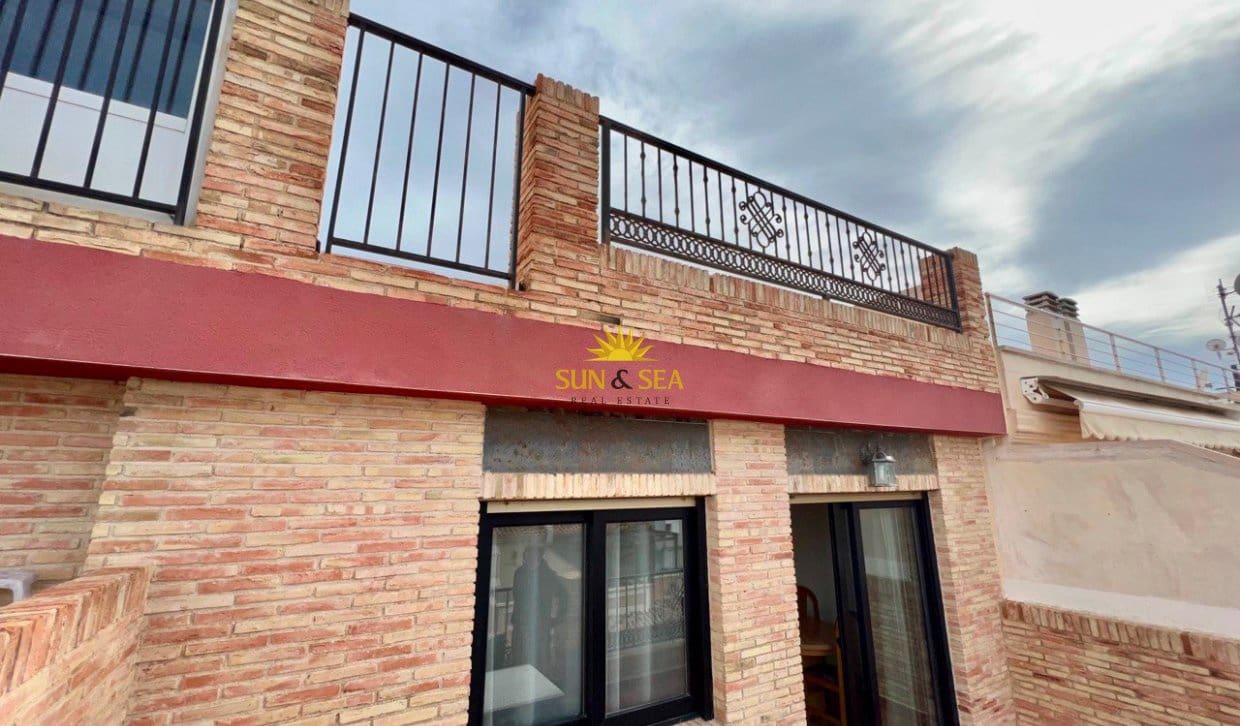 2 sovrum Takvåning till salu i Torrevieja - 290 000 € (Ref: 9815206)