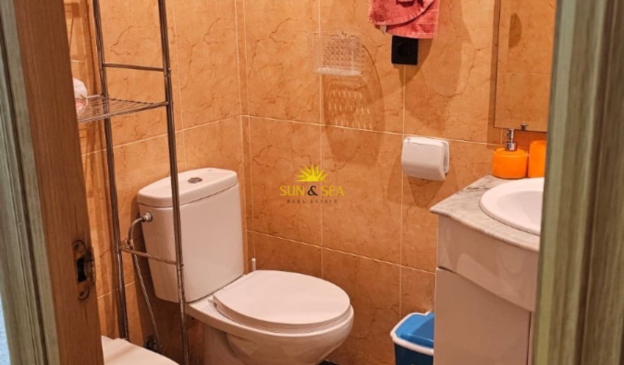 4 makuuhuone Huoneisto vuokrattavana paikassa Alicante kaupunki mukana 
autotalli - 1 200 € (Ref: 9816188)