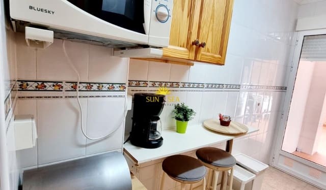 3 soverom Villa til leie i Cabo Cervera, Torrevieja med svømmebasseng - € 950 (Ref: 9816189)