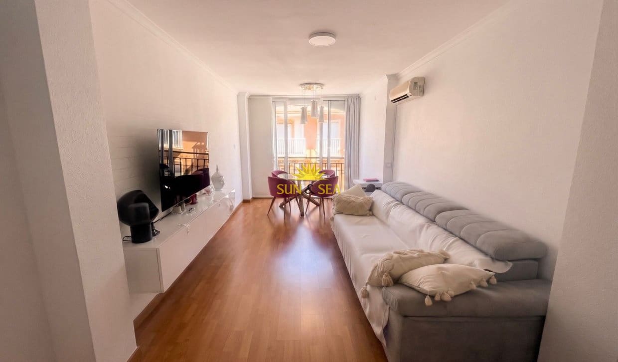 2 soveværelse Lejlighed til leje i Bolnuevo - € 850 (Ref: 9816190)