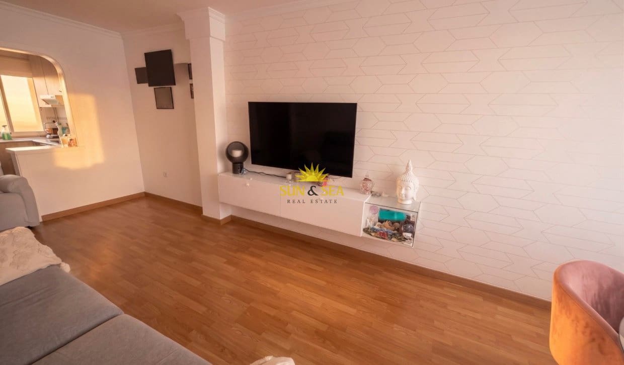 2 soveværelse Lejlighed til leje i Bolnuevo - € 850 (Ref: 9816190)