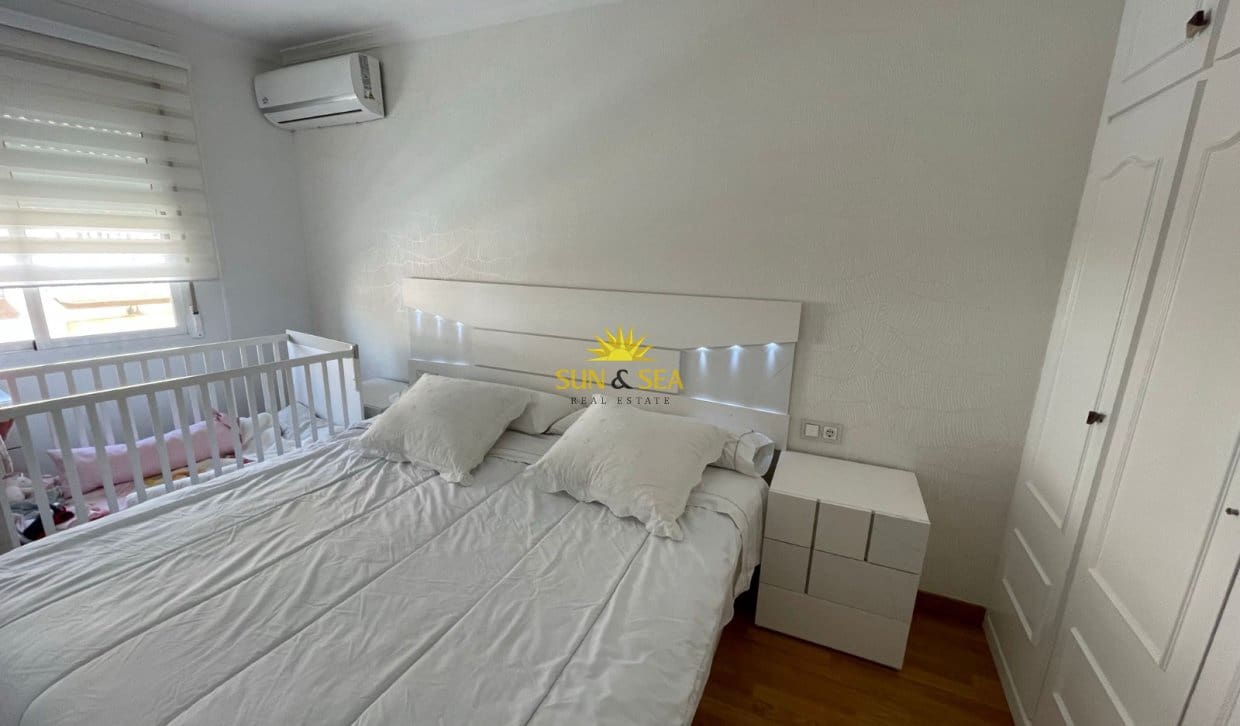 2 soveværelse Lejlighed til leje i Bolnuevo - € 850 (Ref: 9816190)