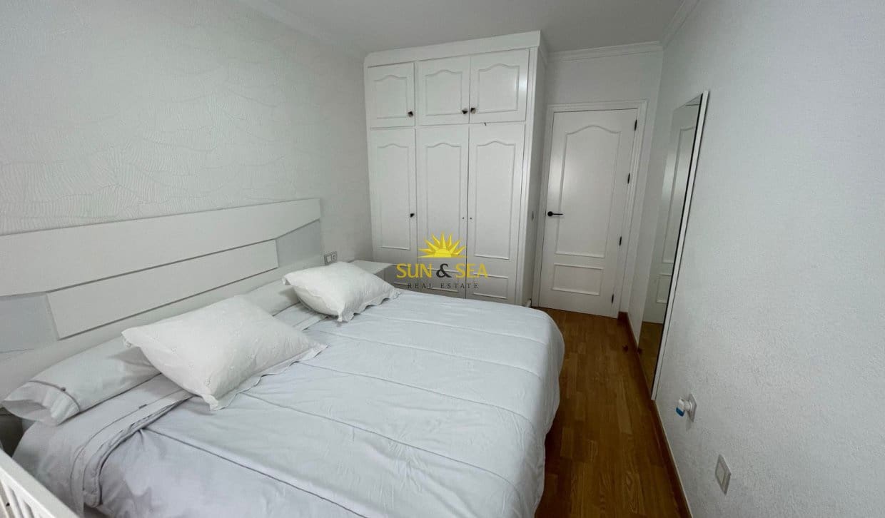 2 soveværelse Lejlighed til leje i Bolnuevo - € 850 (Ref: 9816190)