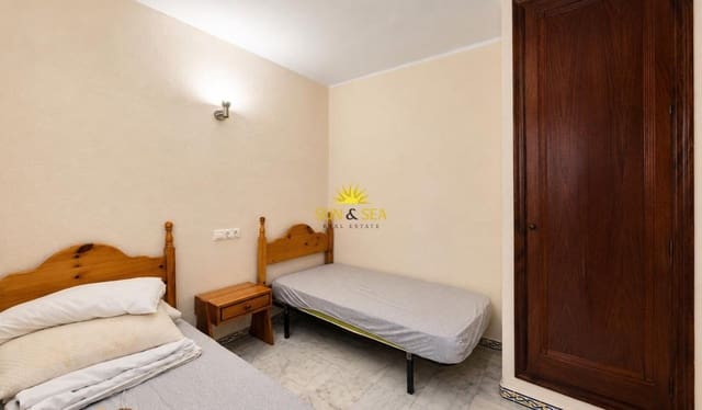 2 quarto Apartamento para venda em Los Frutales, Torrevieja com piscina - 195 000 € (Ref: 9816191)