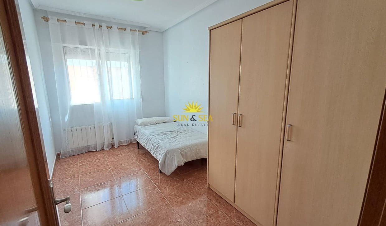 3 soverom Hus til leie i La Aparecida med garasje - € 900 (Ref: 9816192)