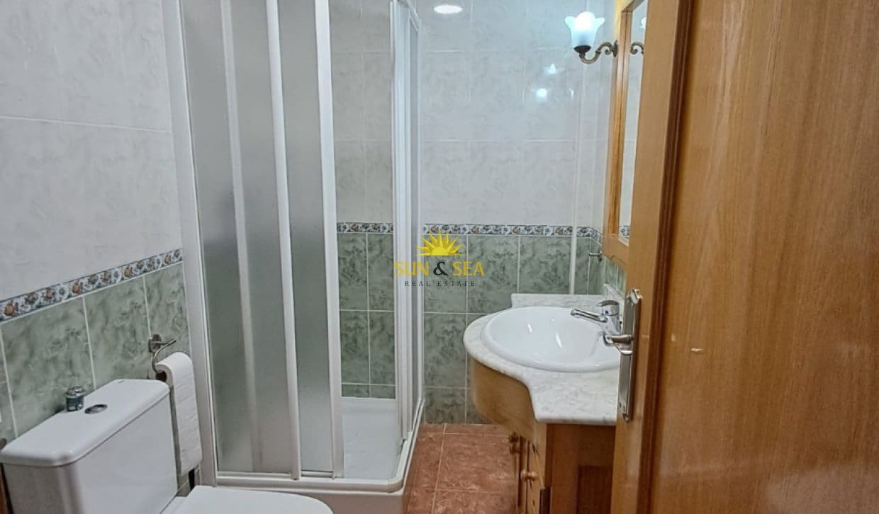 3 soverom Hus til leie i La Aparecida med garasje - € 900 (Ref: 9816192)