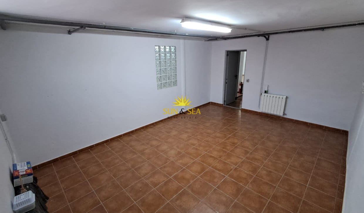 3 soverom Hus til leie i La Aparecida med garasje - € 900 (Ref: 9816192)