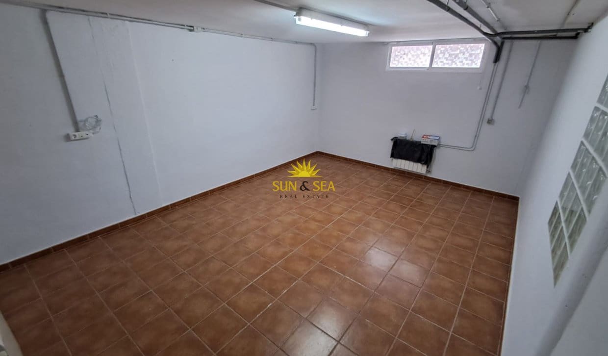 3 soverom Hus til leie i La Aparecida med garasje - € 900 (Ref: 9816192)