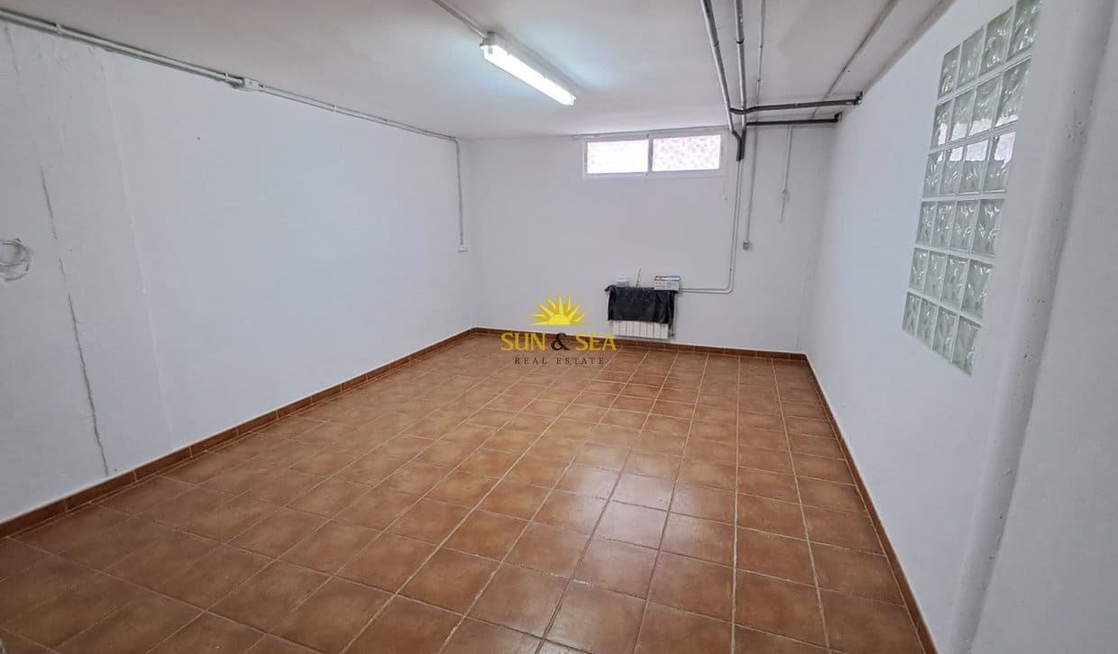 3 soverom Hus til leie i La Aparecida med garasje - € 900 (Ref: 9816192)