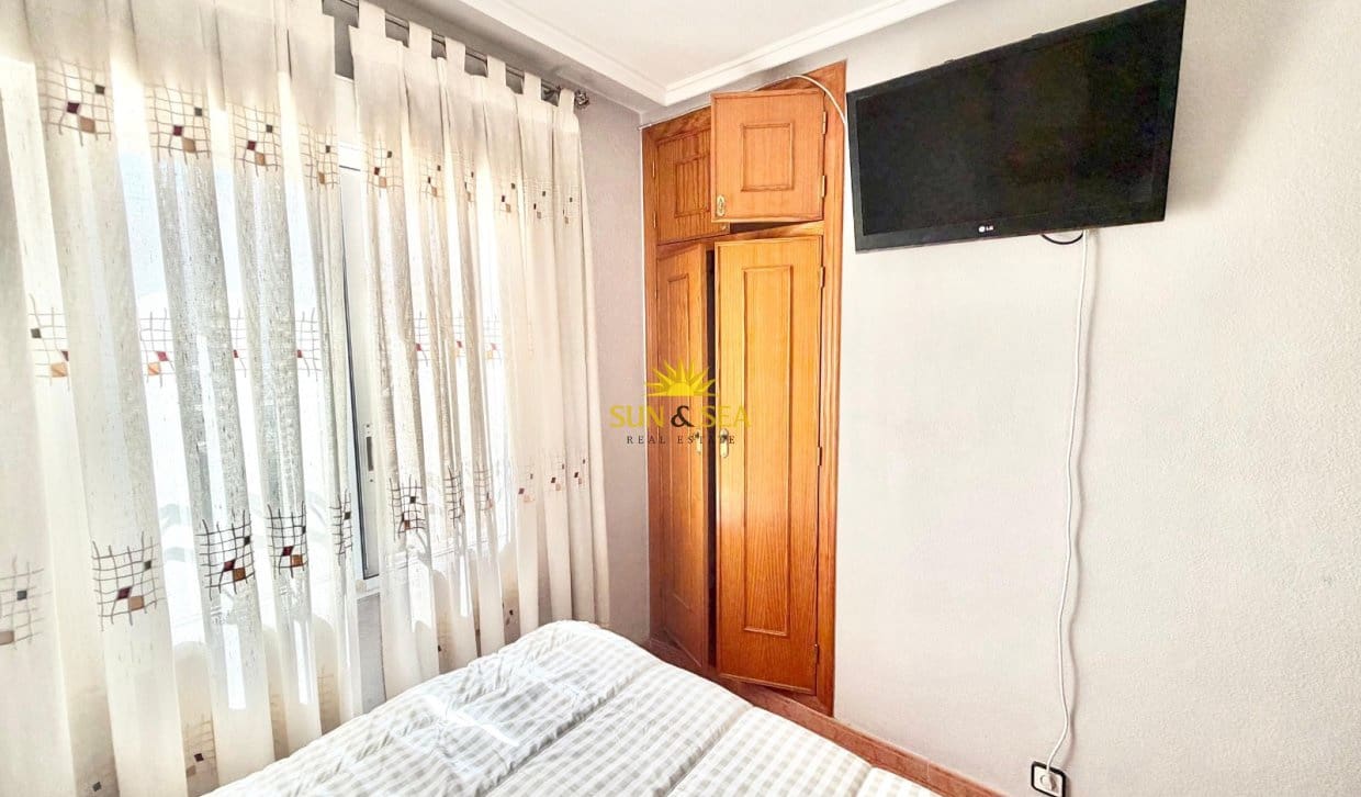 2 Zimmer Haus zu verkaufen in Orihuela Costa mit Pool - 170.000 € (Ref: 9816515)