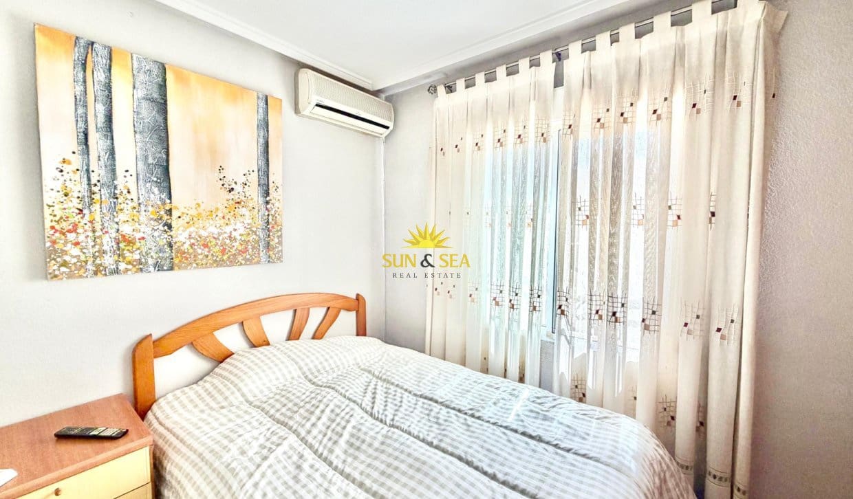 2 Zimmer Haus zu verkaufen in Orihuela Costa mit Pool - 170.000 € (Ref: 9816515)