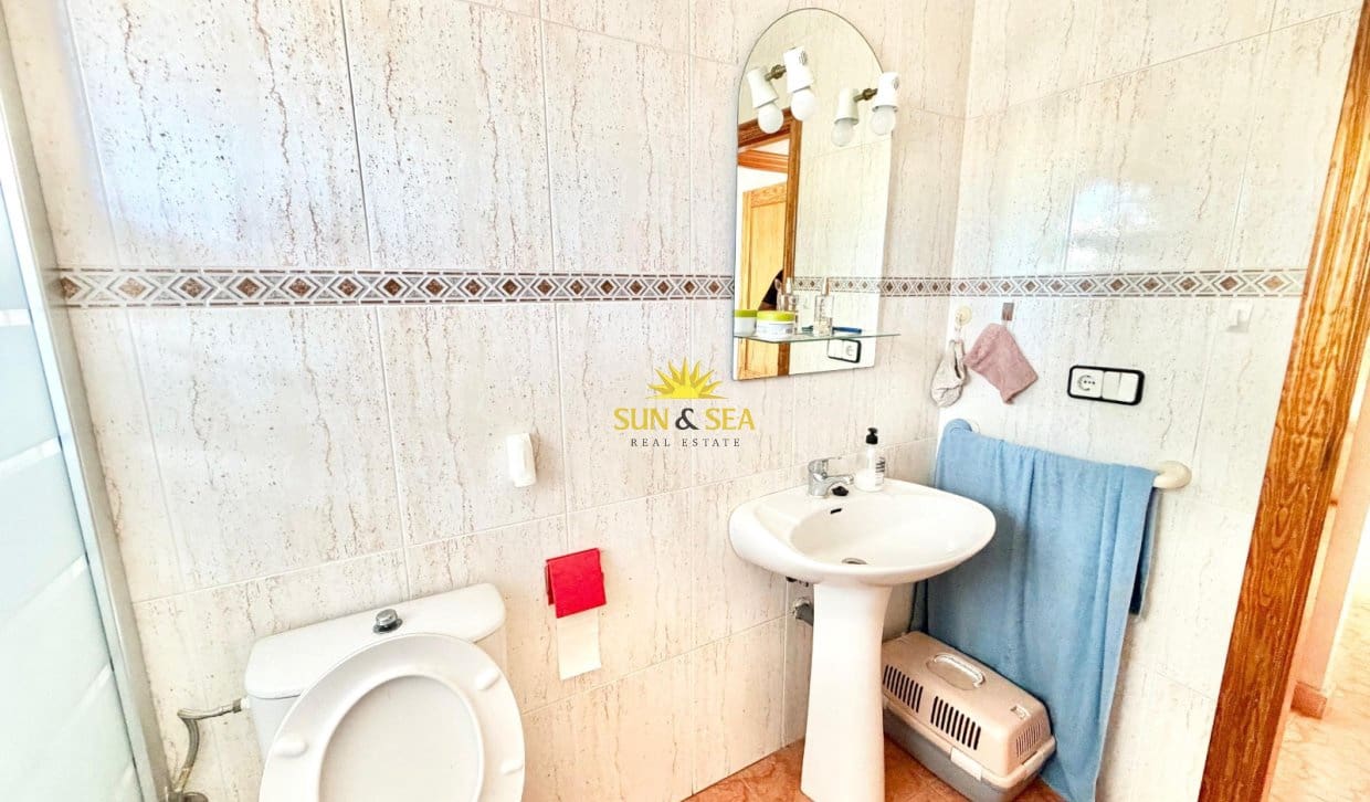 2 Zimmer Haus zu verkaufen in Orihuela Costa mit Pool - 170.000 € (Ref: 9816515)
