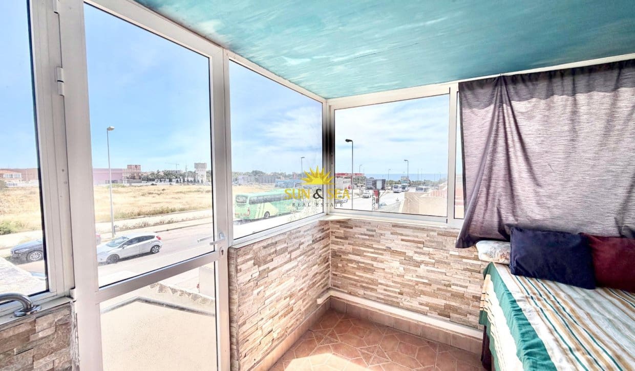 2 Zimmer Haus zu verkaufen in Orihuela Costa mit Pool - 170.000 € (Ref: 9816515)