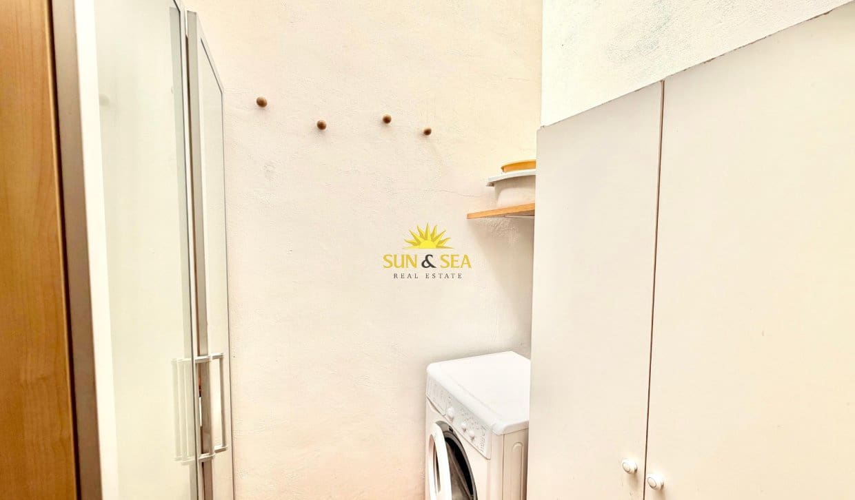 2 Zimmer Haus zu verkaufen in Orihuela Costa mit Pool - 170.000 € (Ref: 9816515)