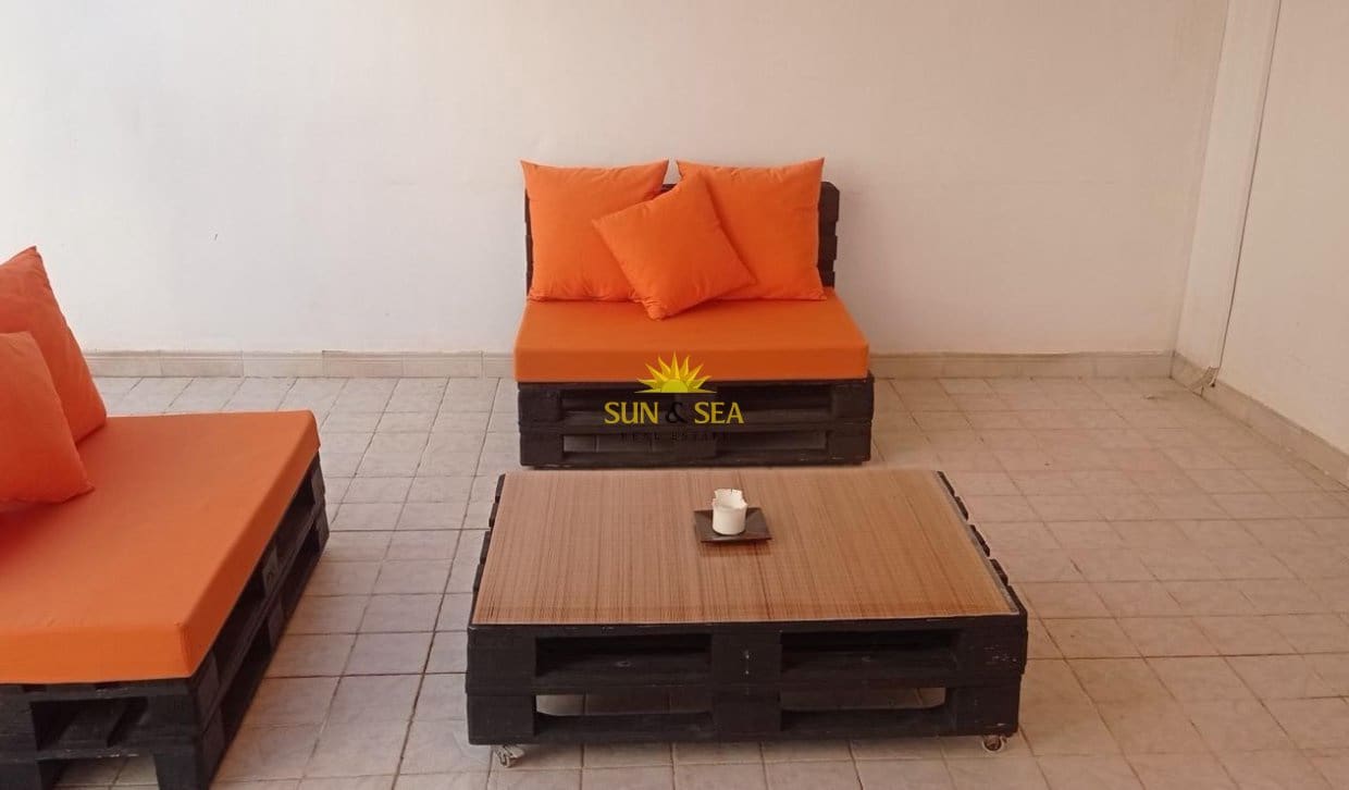 3 soveværelse Lejlighed til leje i Torrevieja - € 1.000 (Ref: 9816516)
