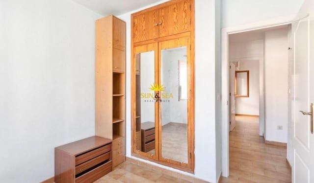 3 quarto Casa em Banda para arrendar em Aguas Nuevas, Torrevieja com piscina garagem - 1 100 € (Ref: 9816621)