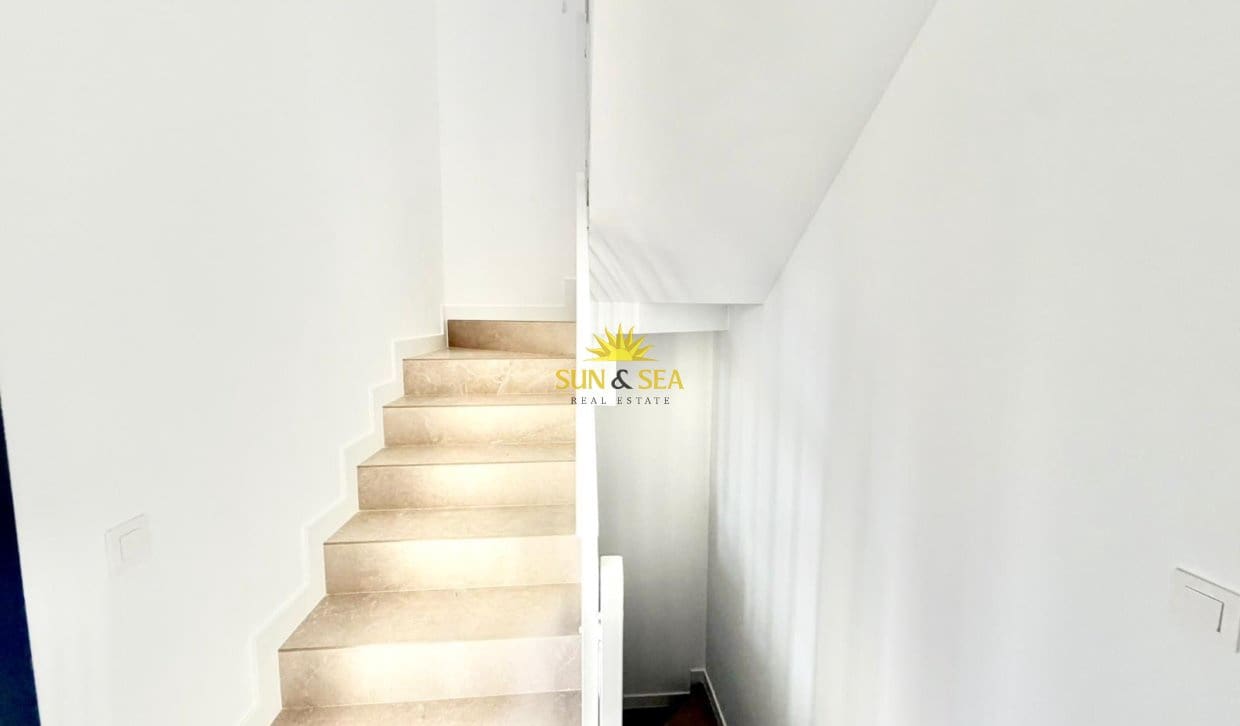 2 soverom Villa til salgs i Aljucer med svømmebasseng garasje - € 345 000 (Ref: 9821185)