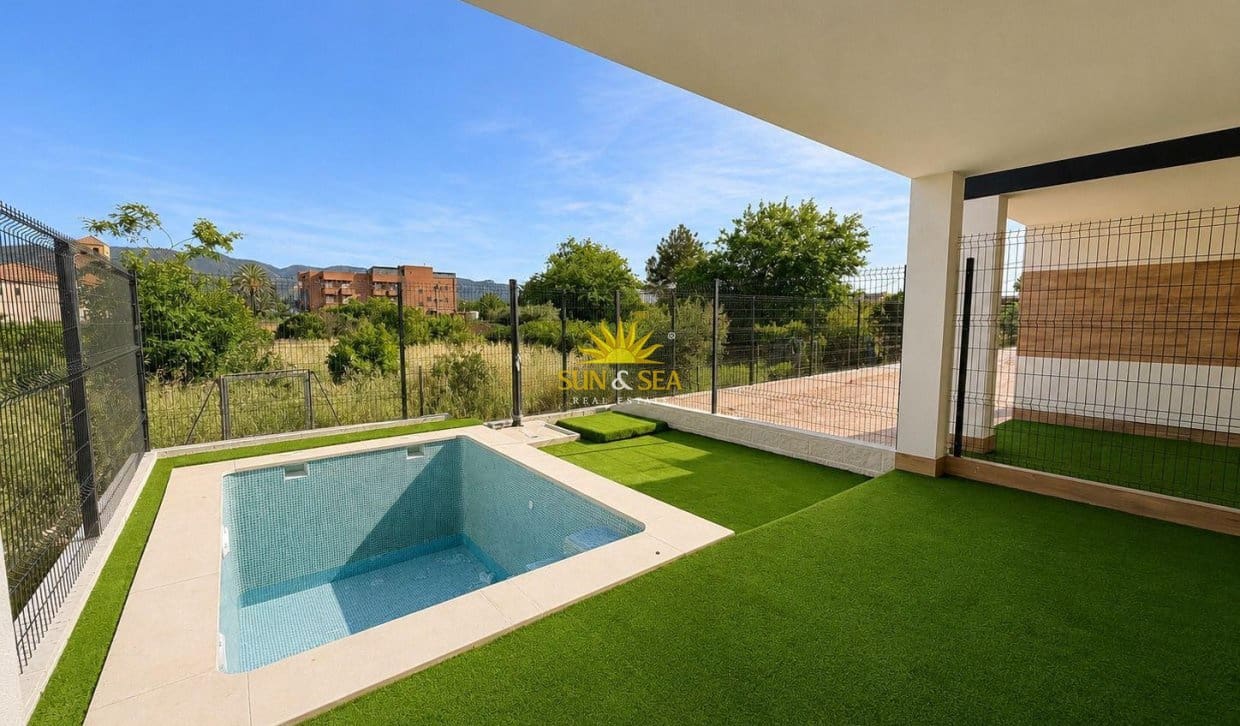 2 bedroom Villa for sale in Aljucer with pool garage - € 345,000 (Ref: 9821185)