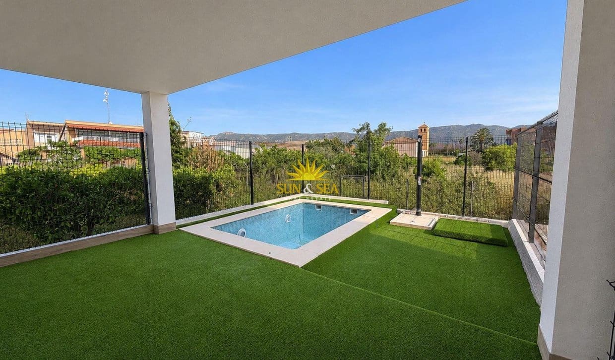 2 bedroom Villa for sale in Aljucer with pool garage - € 345,000 (Ref: 9821185)