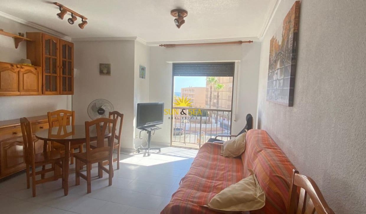 1 soverom Leilighet til leie i Guardamar del Segura med svømmebasseng - € 700 (Ref: 9821679)
