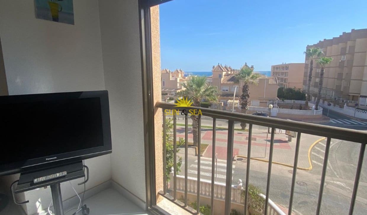 1 soverom Leilighet til leie i Guardamar del Segura med svømmebasseng - € 700 (Ref: 9821679)