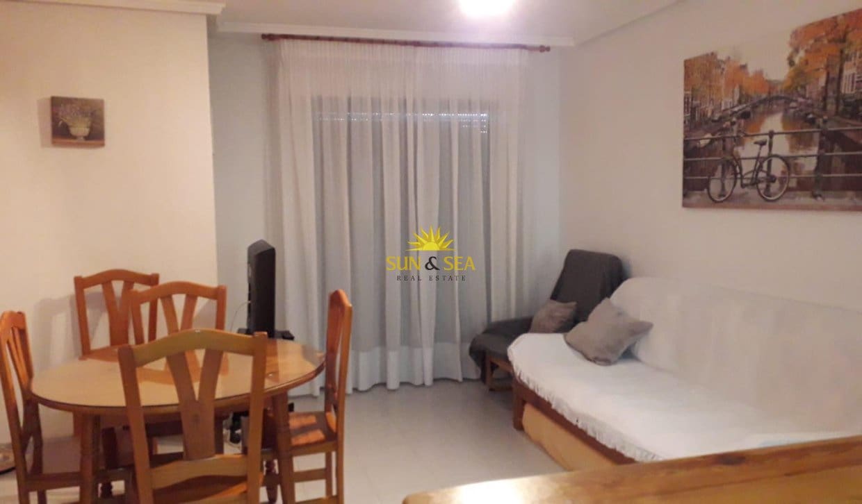 1 soverom Leilighet til leie i Guardamar del Segura med svømmebasseng - € 700 (Ref: 9821679)