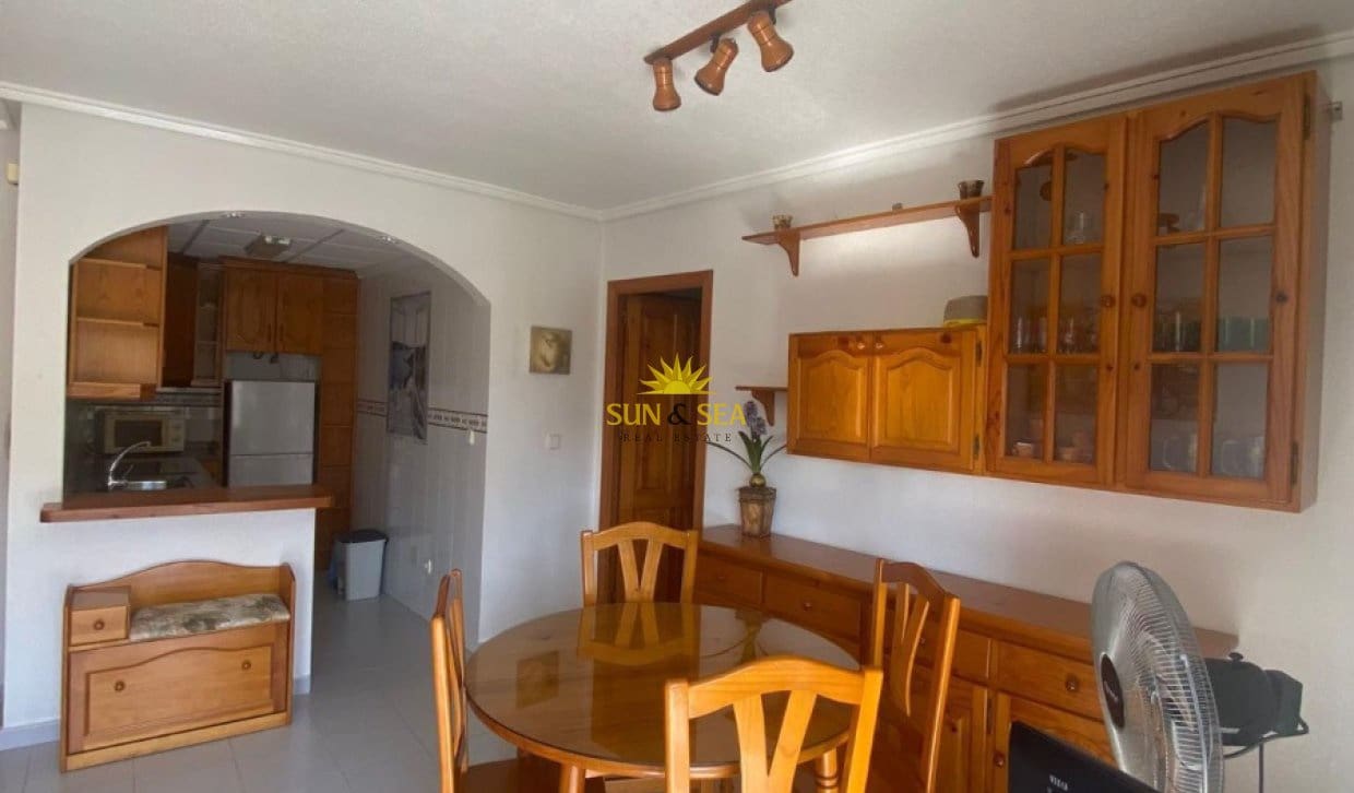 1 soverom Leilighet til leie i Guardamar del Segura med svømmebasseng - € 700 (Ref: 9821679)