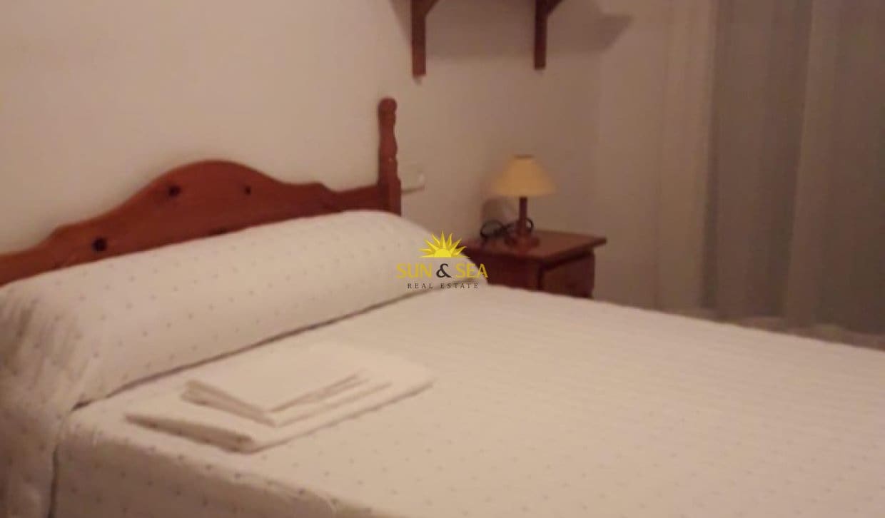 1 soverom Leilighet til leie i Guardamar del Segura med svømmebasseng - € 700 (Ref: 9821679)