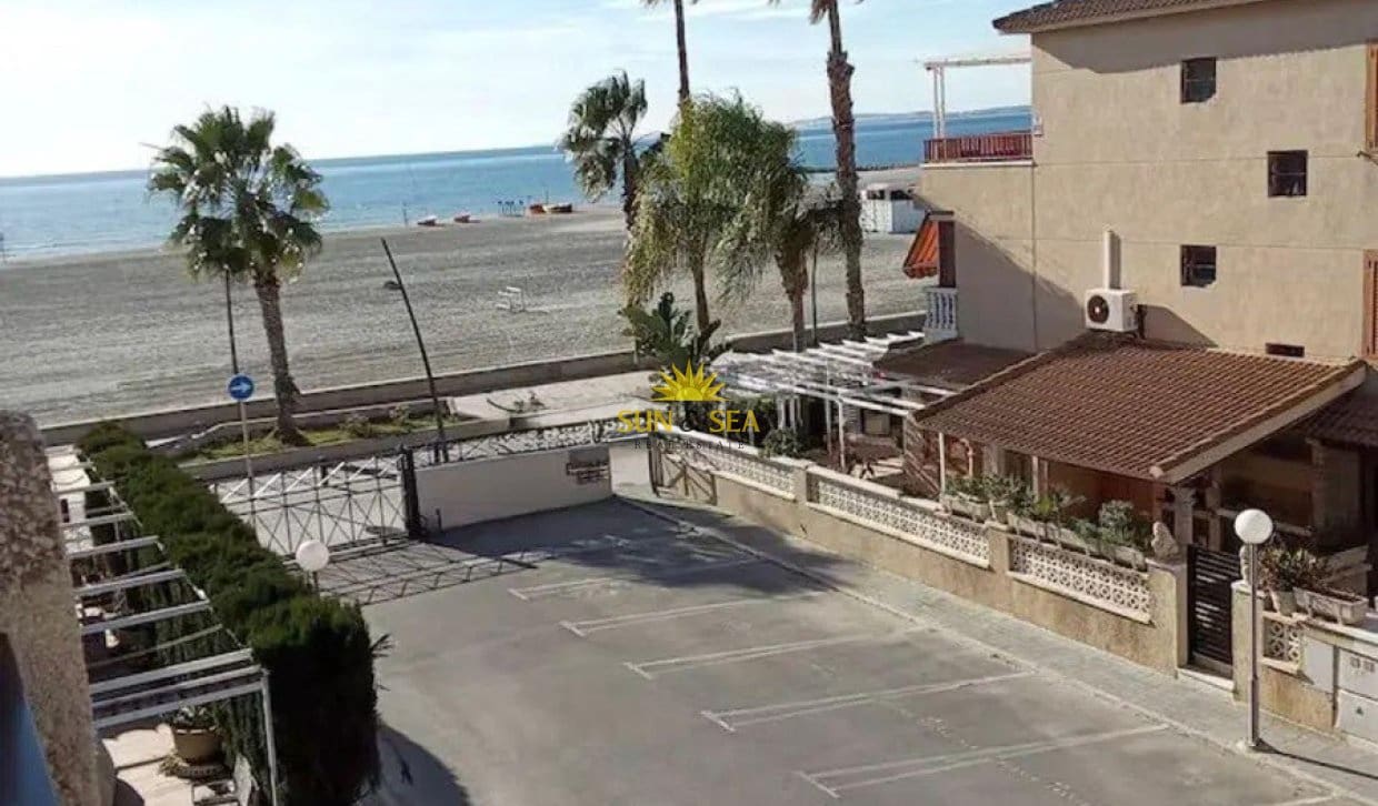 4 soverom Hus til leie i Santa Pola - € 850 (Ref: 9821680)