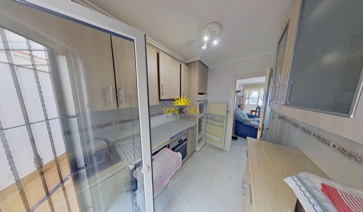 3 bedroom Villa for rent in Orihuela Costa with garage - € 1,000 (Ref: 9821804)