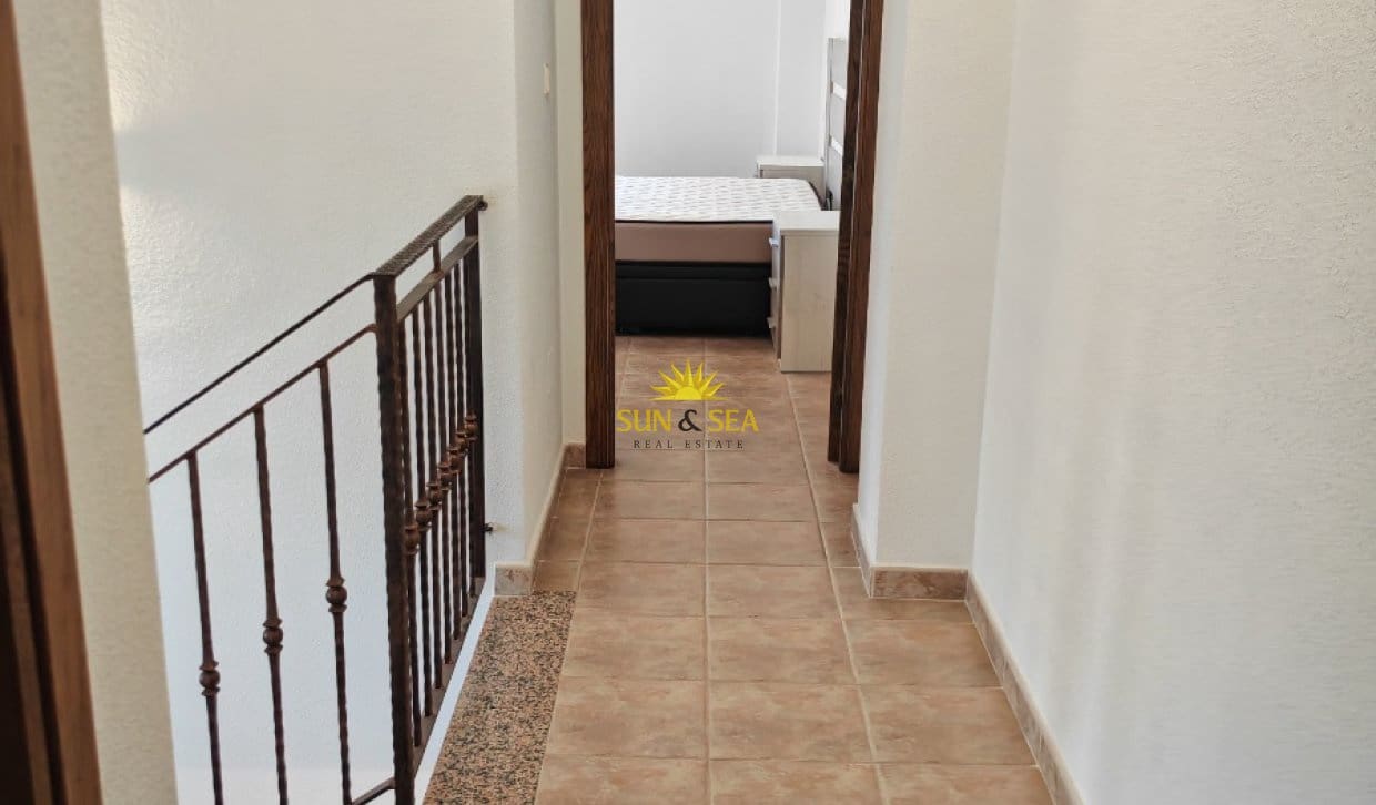 3 bedroom Villa for rent in Bigastro - € 1,200 (Ref: 9821805)