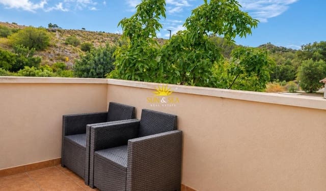 3 soveværelse Villa til leje i Bigastro med garage - € 950 (Ref: 9821805)