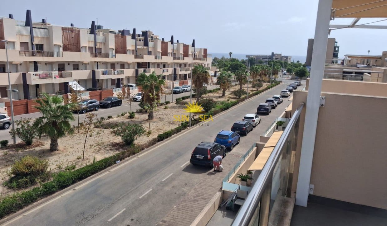 2 bedroom Penthouse for rent in Pilar de la Horadada with pool - € 800 (Ref: 9823208)