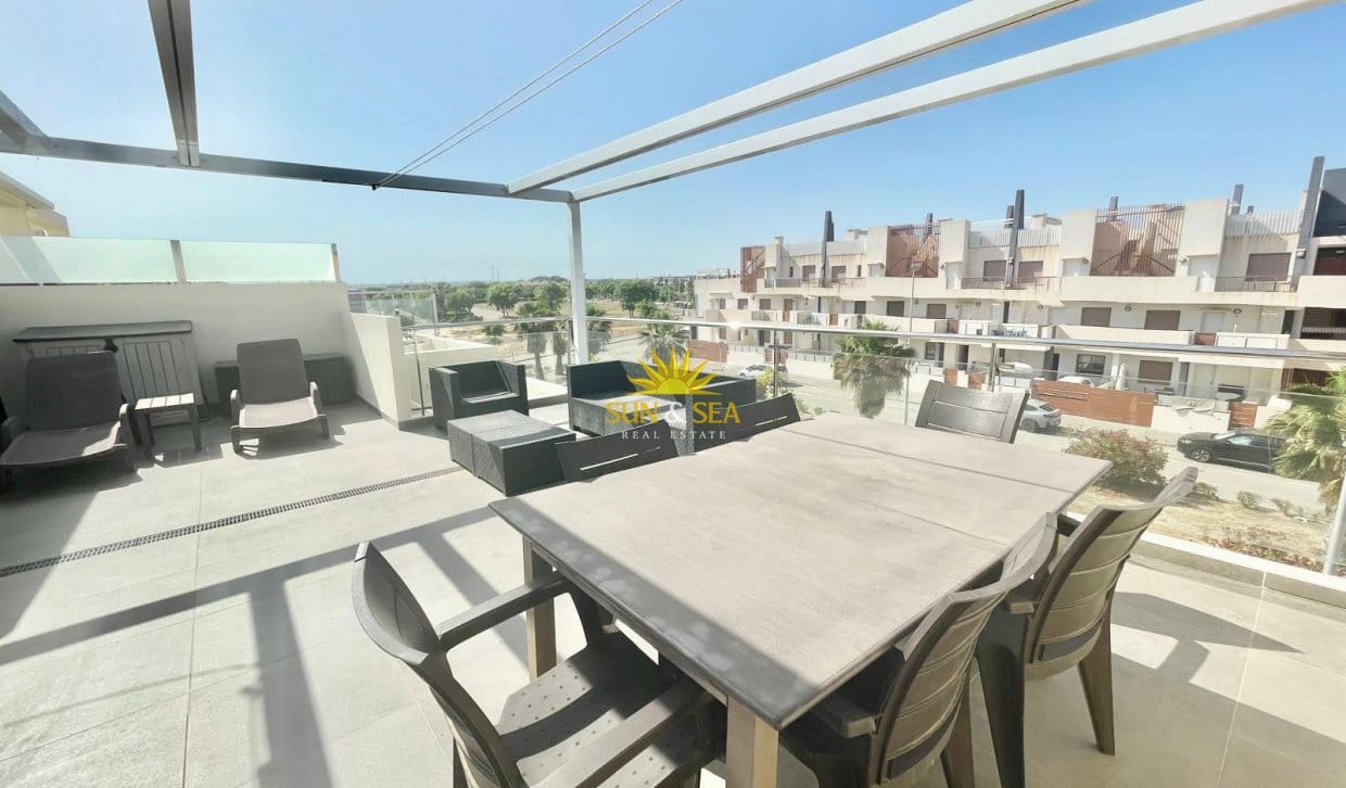 2 bedroom Penthouse for holiday rental in Pilar de la Horadada - € 800 (Ref: 9823208)