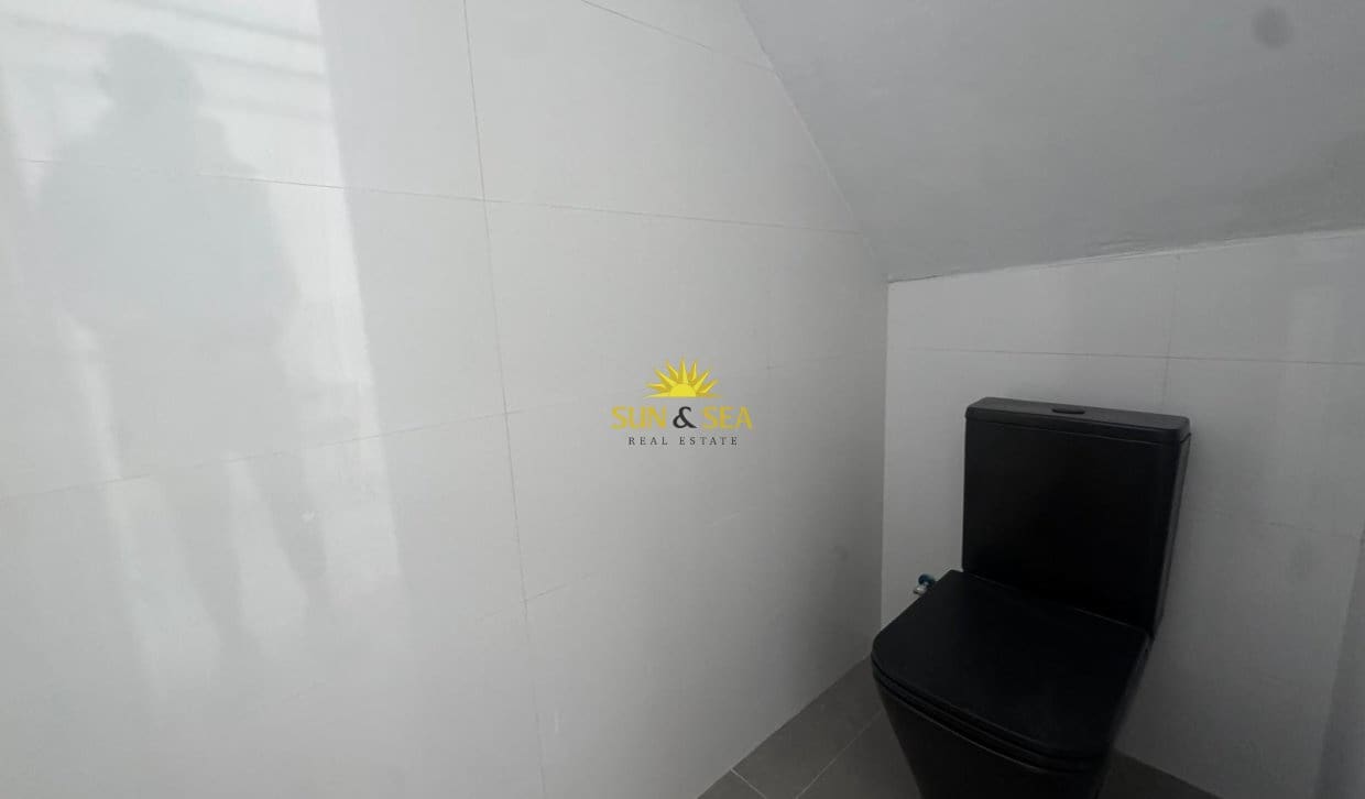 Studio til salgs i La Villajoyosa / Vila Joiosa - € 100 000 (Ref: 9823884)