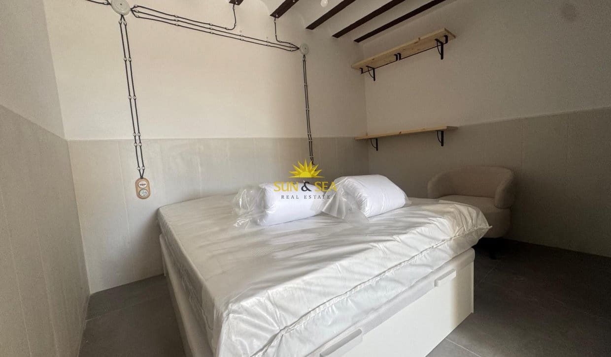 Studio til salgs i La Villajoyosa / Vila Joiosa - € 100 000 (Ref: 9823884)