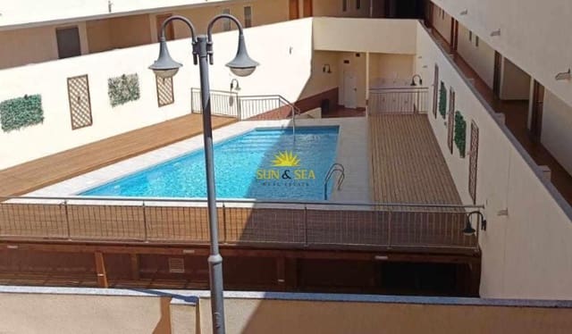 2 bedroom Apartment for holiday rental in Los Alcázares with pool - € 750 (Ref: 9827520)
