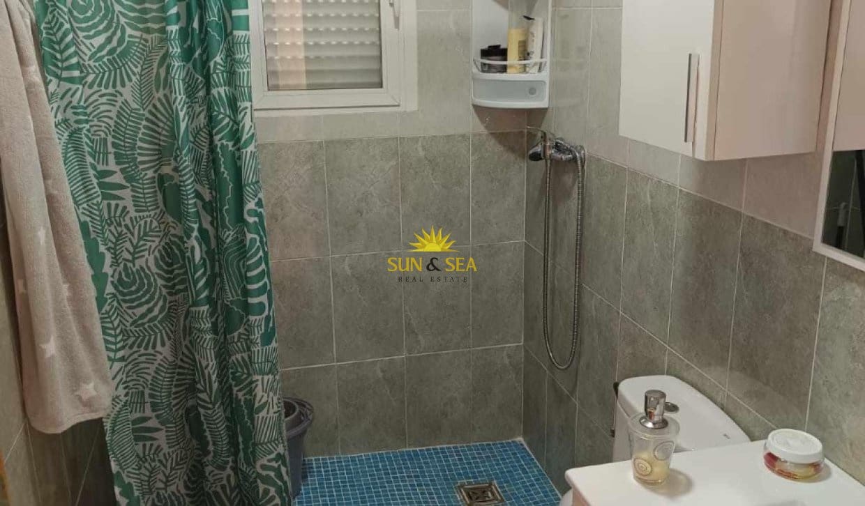 2 bedroom Apartment for holiday rental in Los Alcazares with pool - € 750 (Ref: 9827520)
