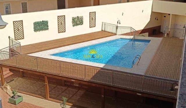 2 bedroom Apartment for holiday rental in Los Alcázares with pool - € 750 (Ref: 9827520)