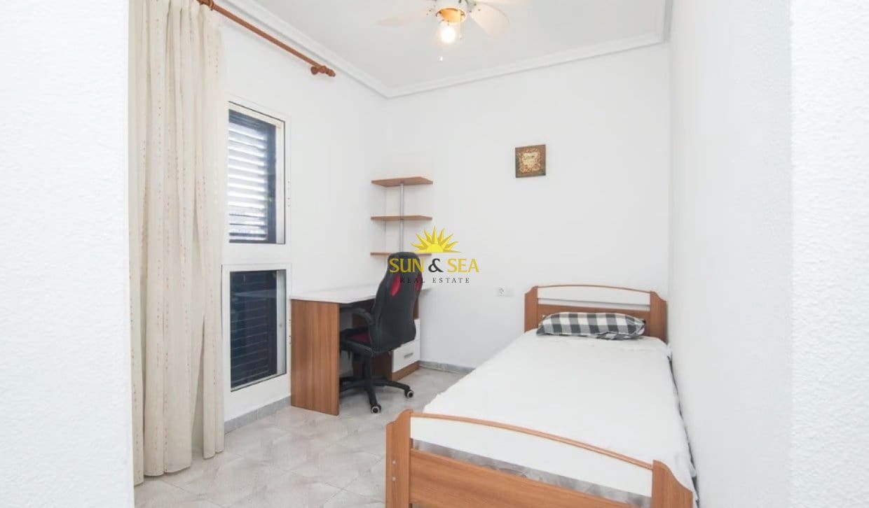 2 bedroom Townhouse for sale in Gran Alacant with pool - € 229,000 (Ref: 9827521)