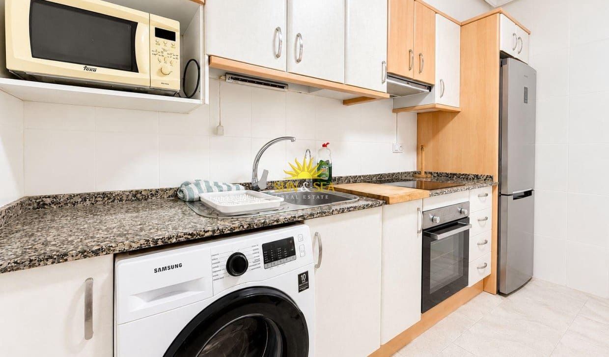2 bedroom Townhouse for sale in Gran Alacant with pool - € 229,000 (Ref: 9827521)